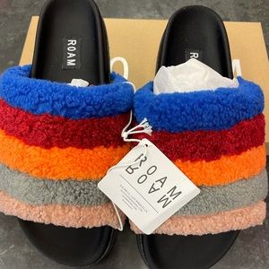 Roam Fuzzy Prism Slippers Rainbow Faux Shearling Multiple Sizes